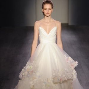Hayley Paige Bridal Gown, floor sample, 6601
